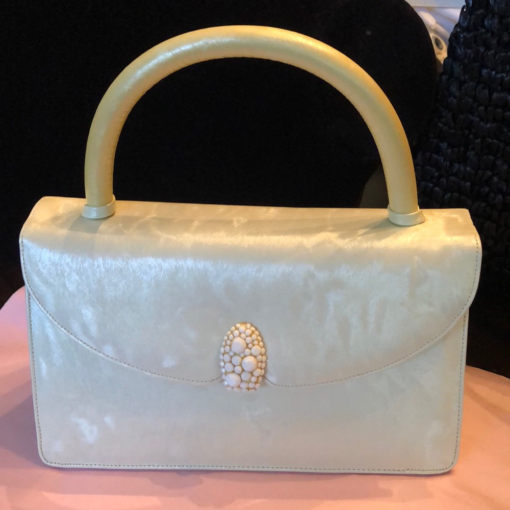 Prestige Vintage 4-pc ivory damask hand bag + mirror, comb, change purse set